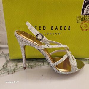 TED BAKER LONDON Theanna Silver Sandals. Size 6.5. NIB.